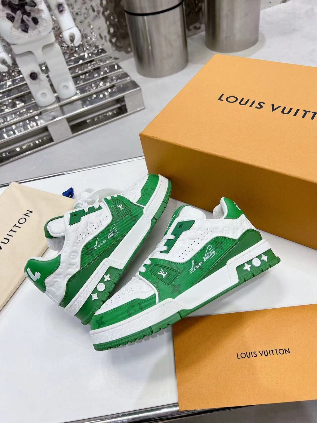 LV Trainer #54 Signature Green White