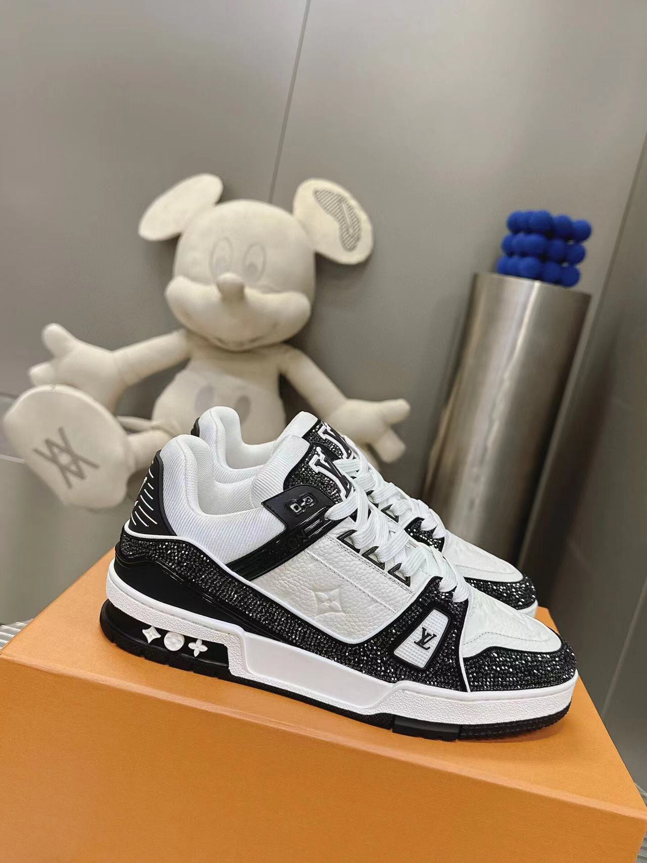 LV Trainer Black White Crystals
