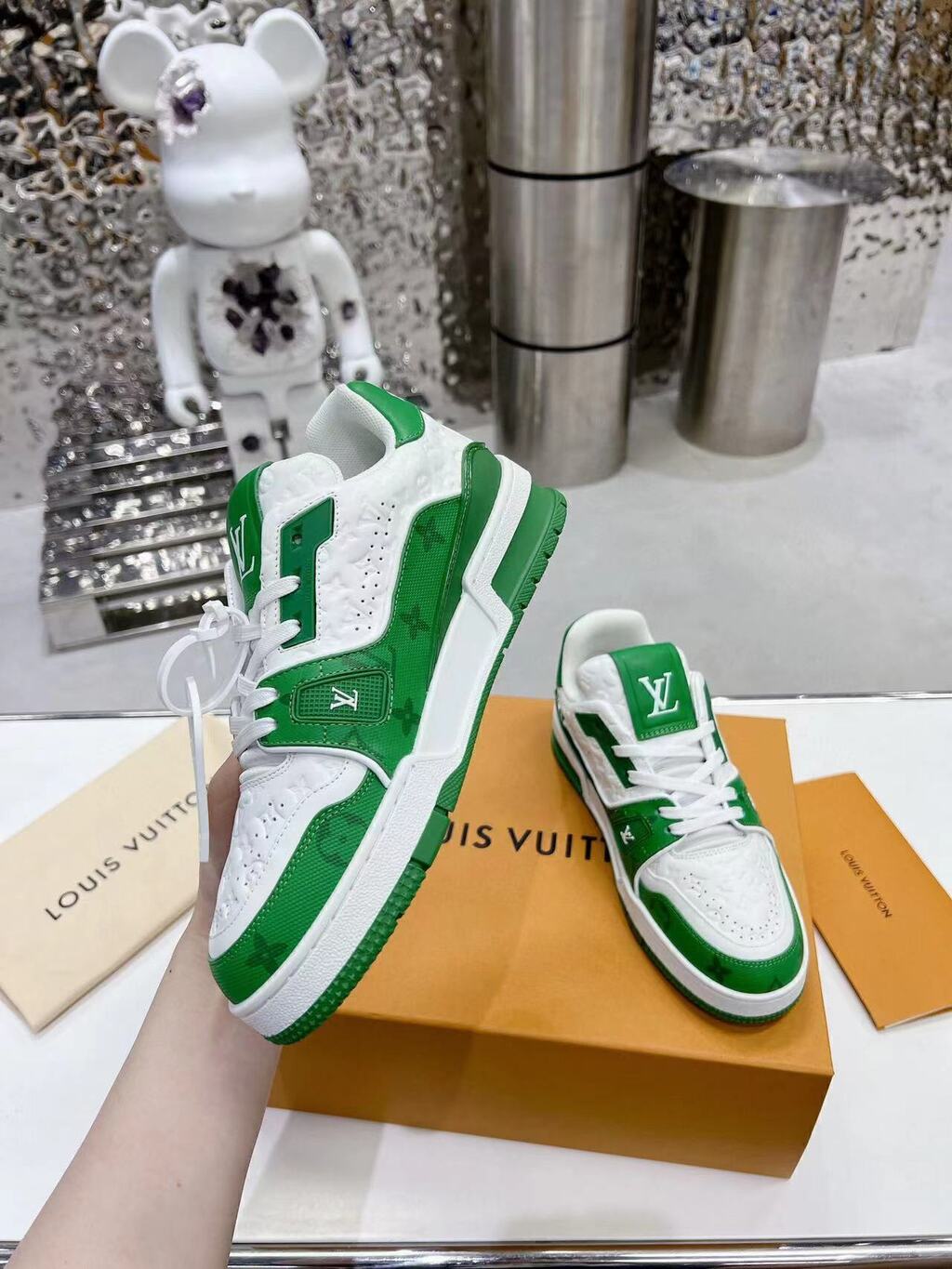 LV Trainer #54 Signature Green White