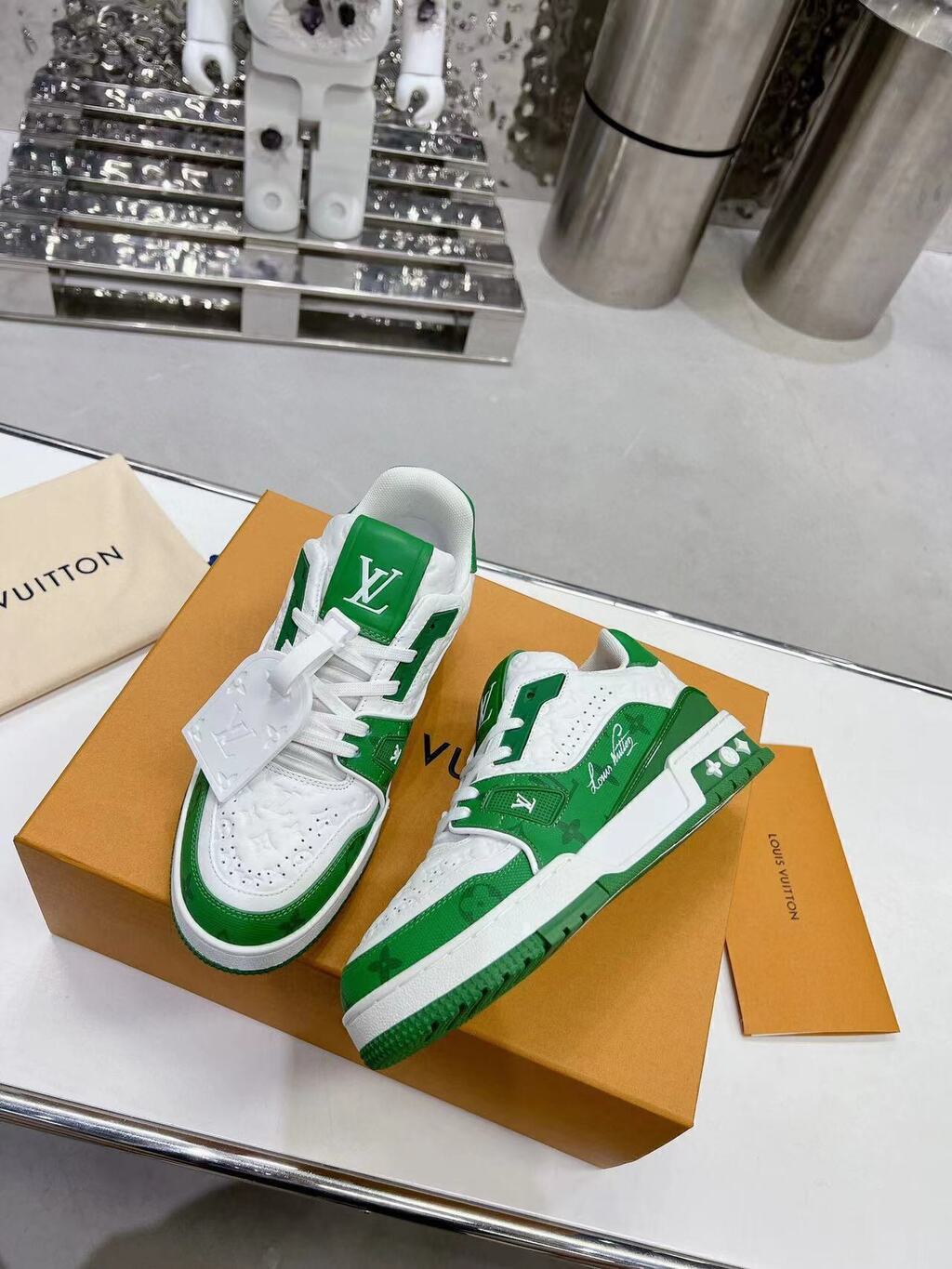 LV Trainer #54 Signature Green White