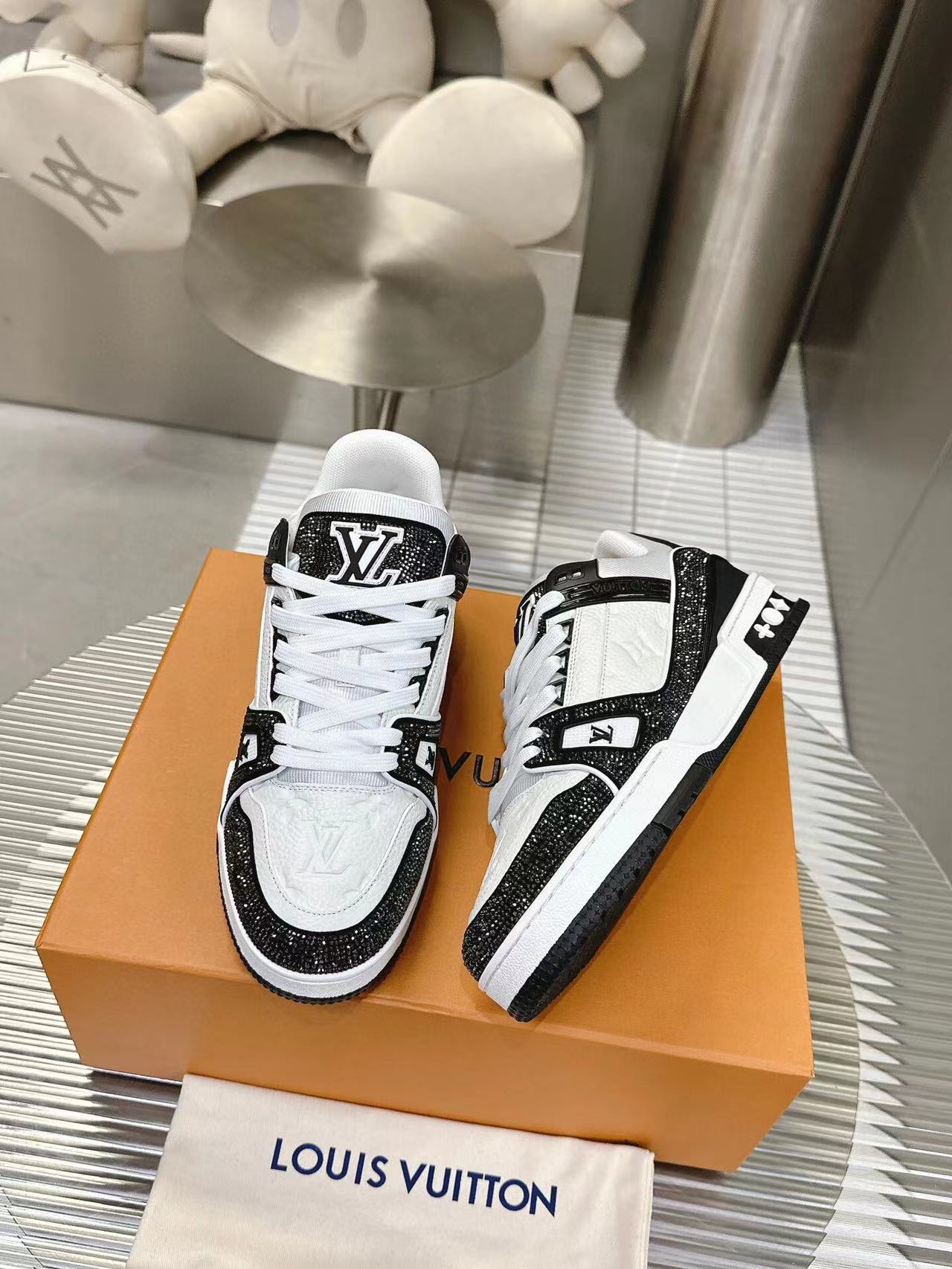 LV Trainer Black White Crystals