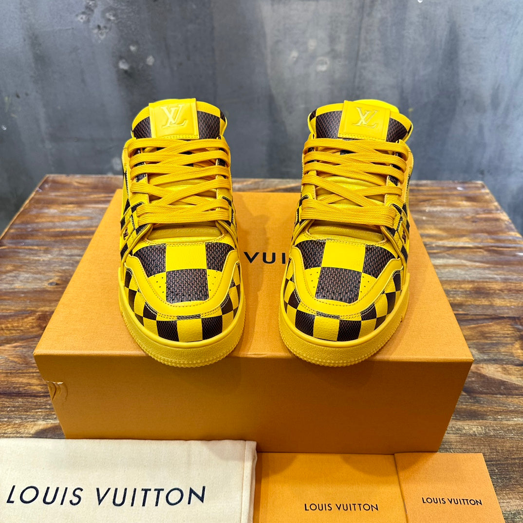 LV Trainer Sneaker Damier Pop