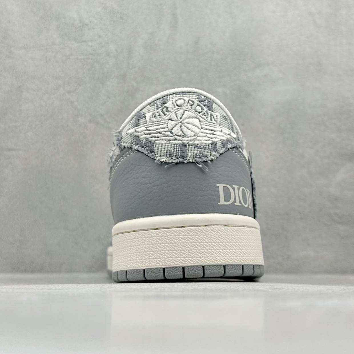 AJ 1 Retro Low x Travis 'Dior' Customs