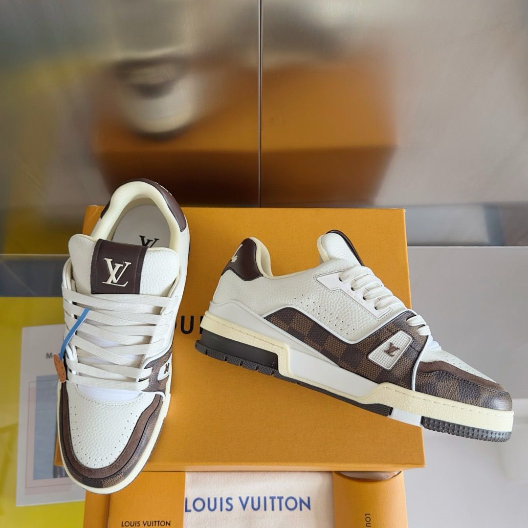 LV Trainer #54 Brown