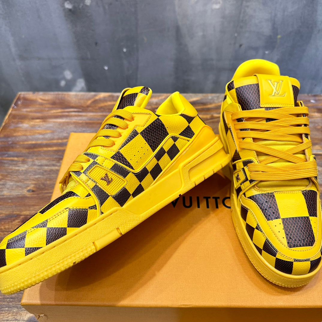 LV Trainer Sneaker Damier Pop