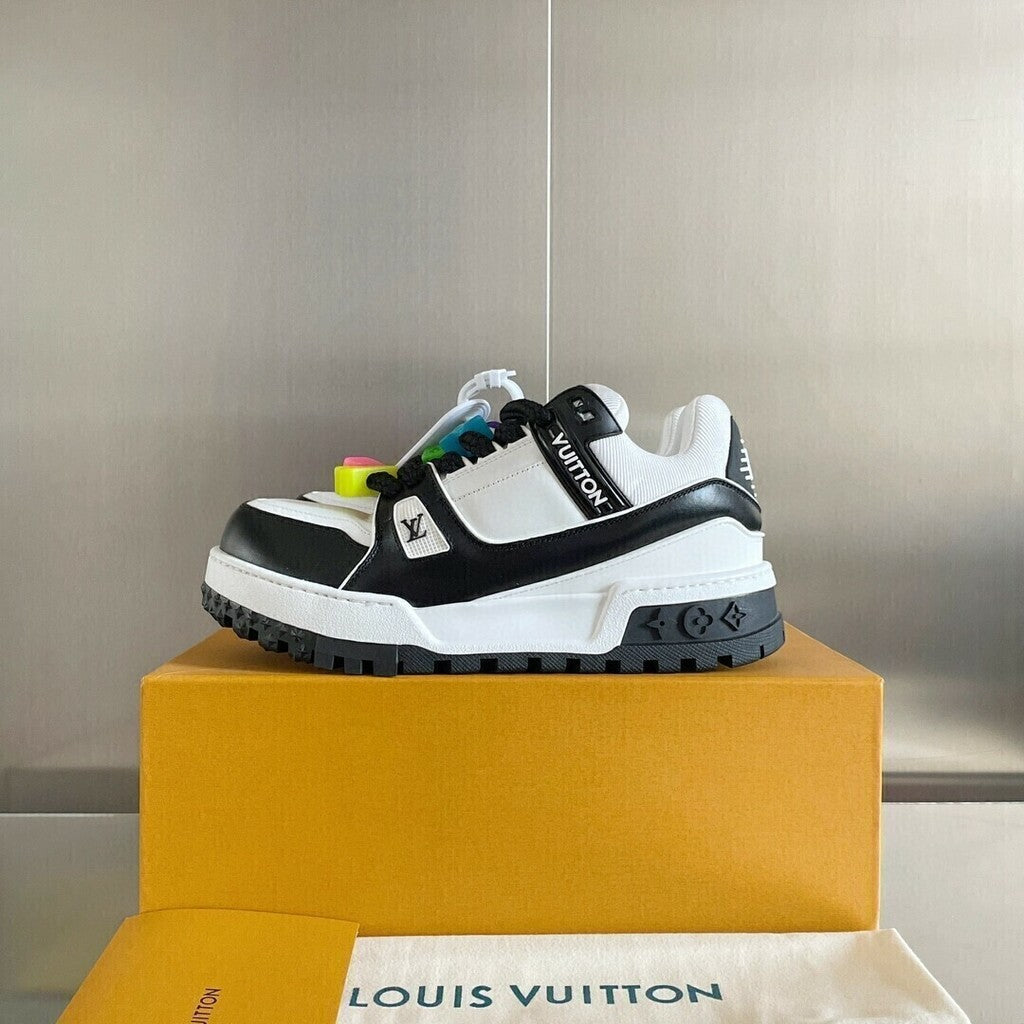 LV Trainer Maxi Black