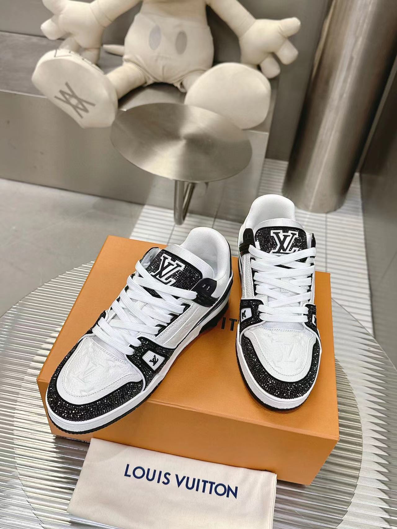 LV Trainer Black White Crystals