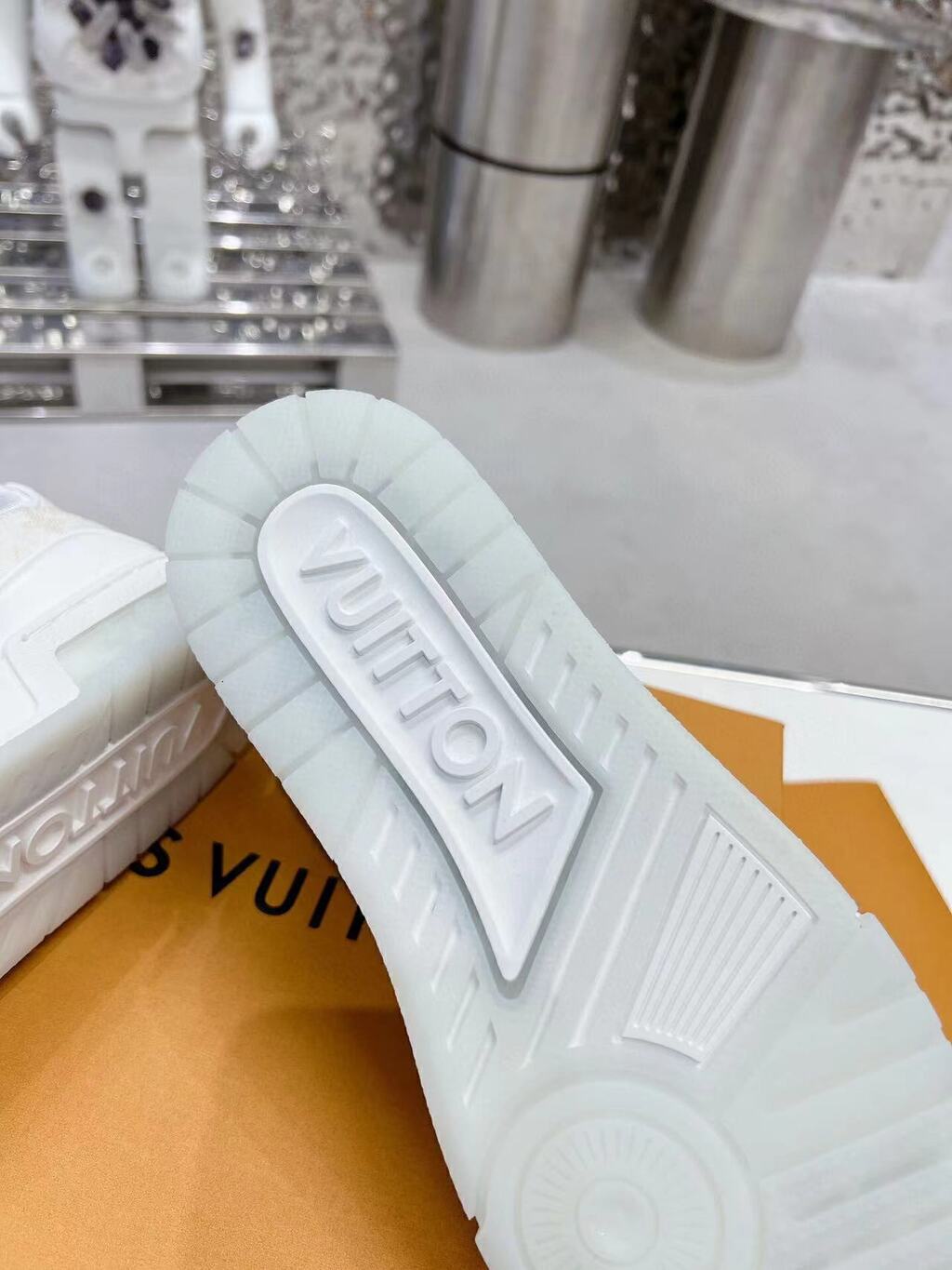 LV Trainer Denim White