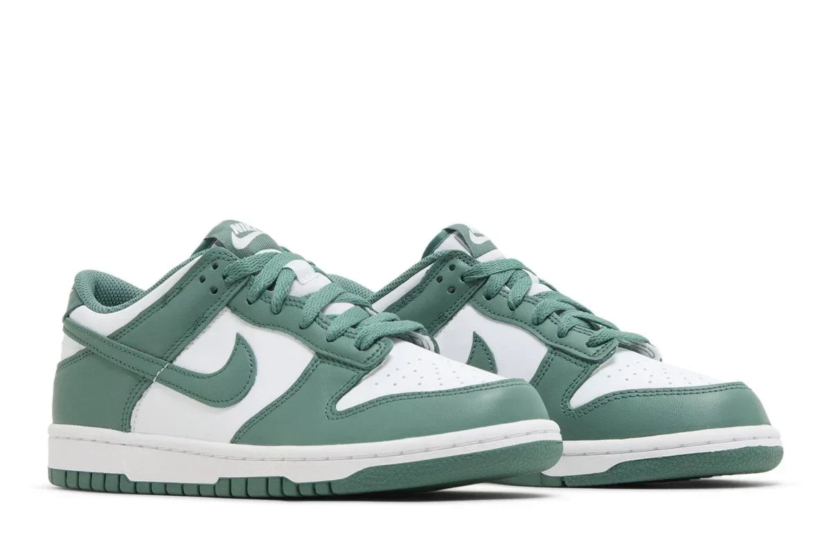 Dunk Low Bicoastal Green