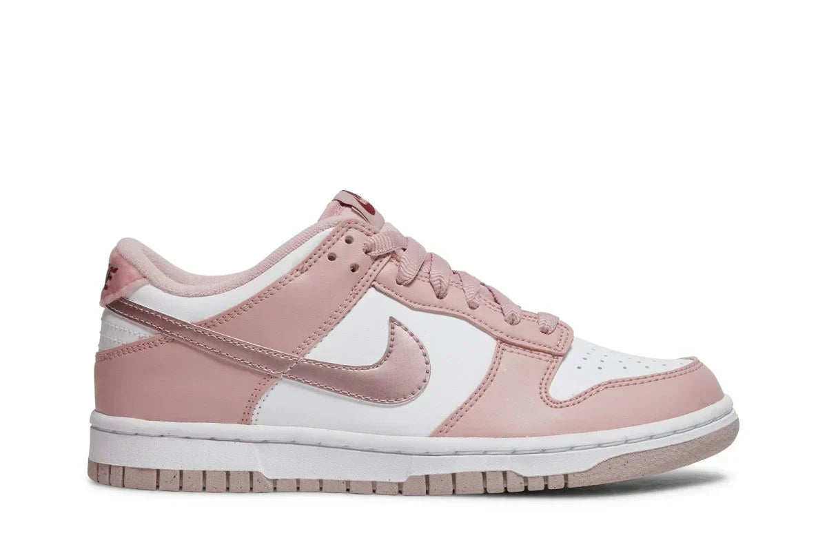 Dunk Low Pink Velvet