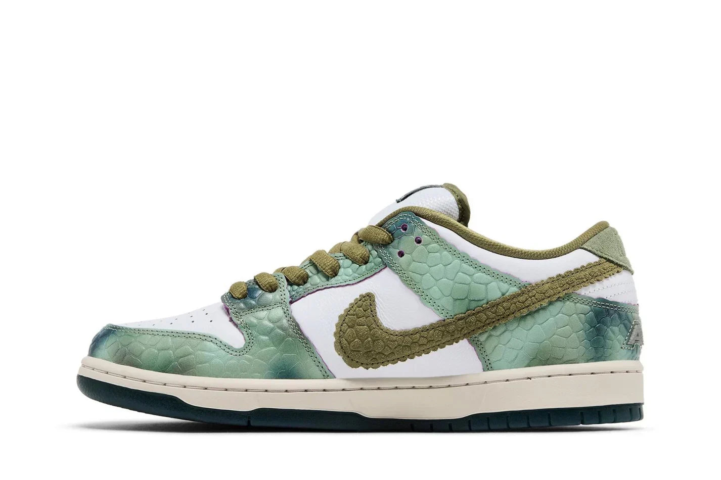 Dunk Sb x Alexis Sablone Chameleon Green