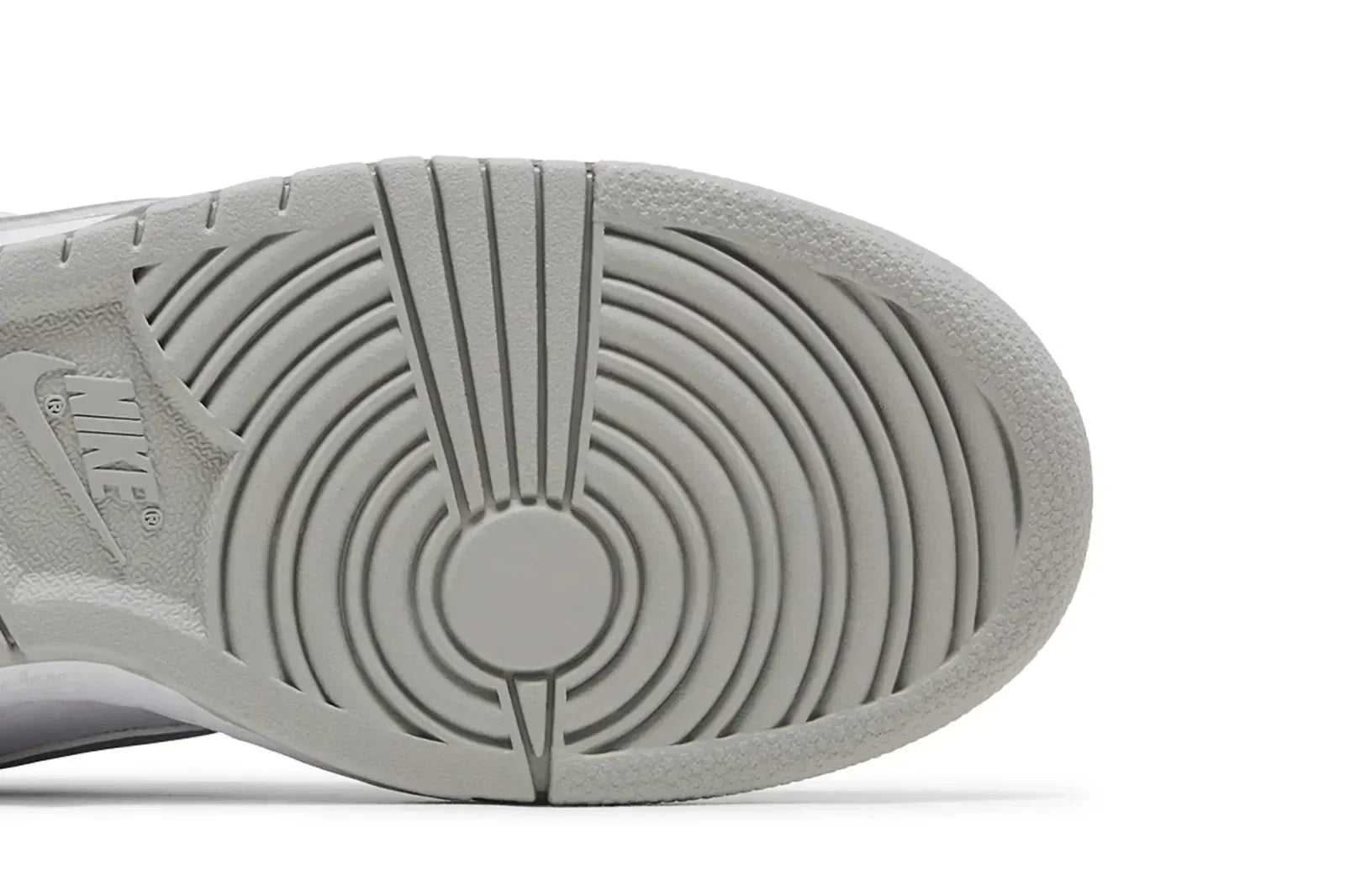 Dunk Low Supreme 94 White Metallic Silver