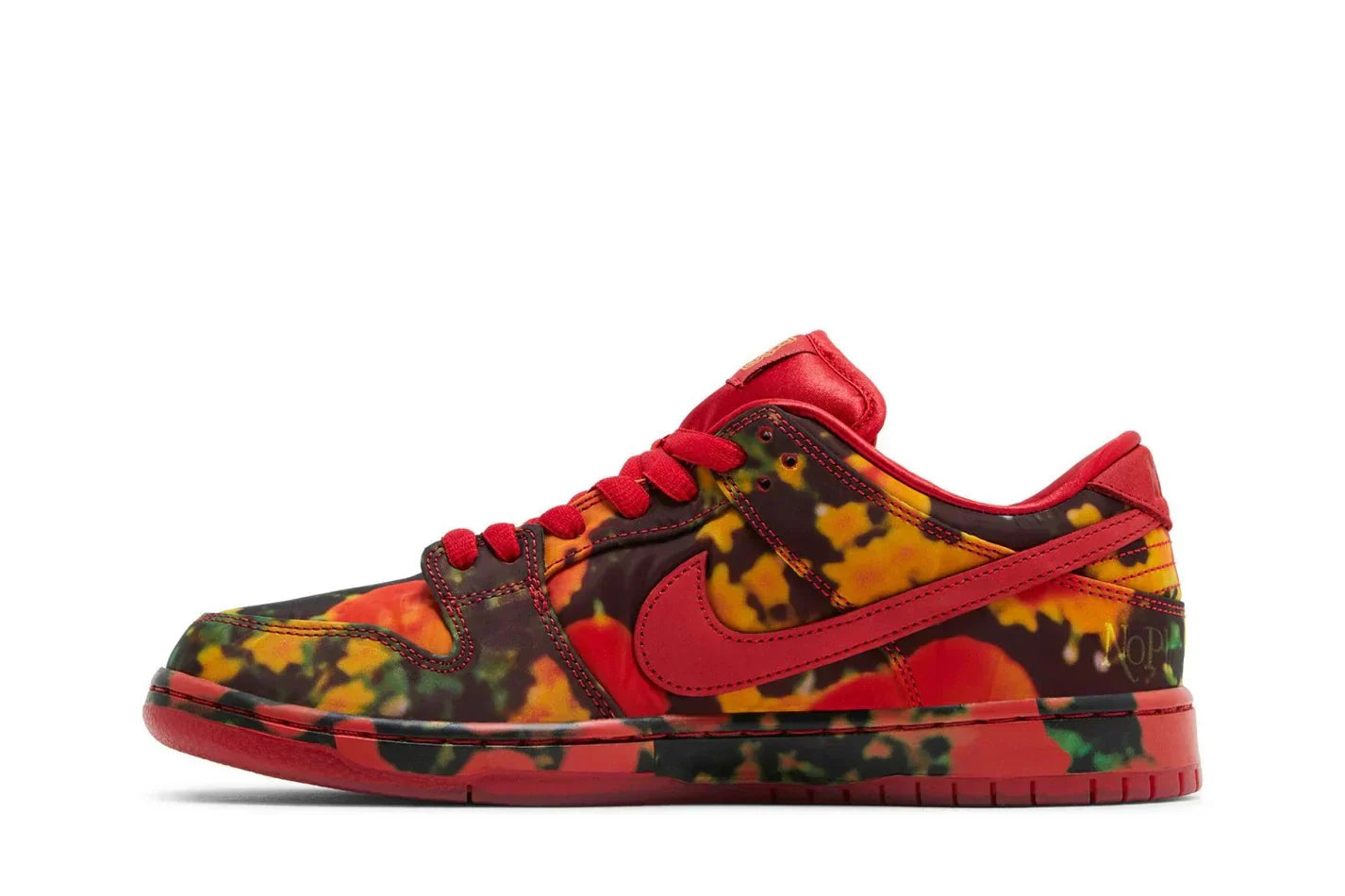 Dunk Low x The Wizard of OZ Poppy Field Red