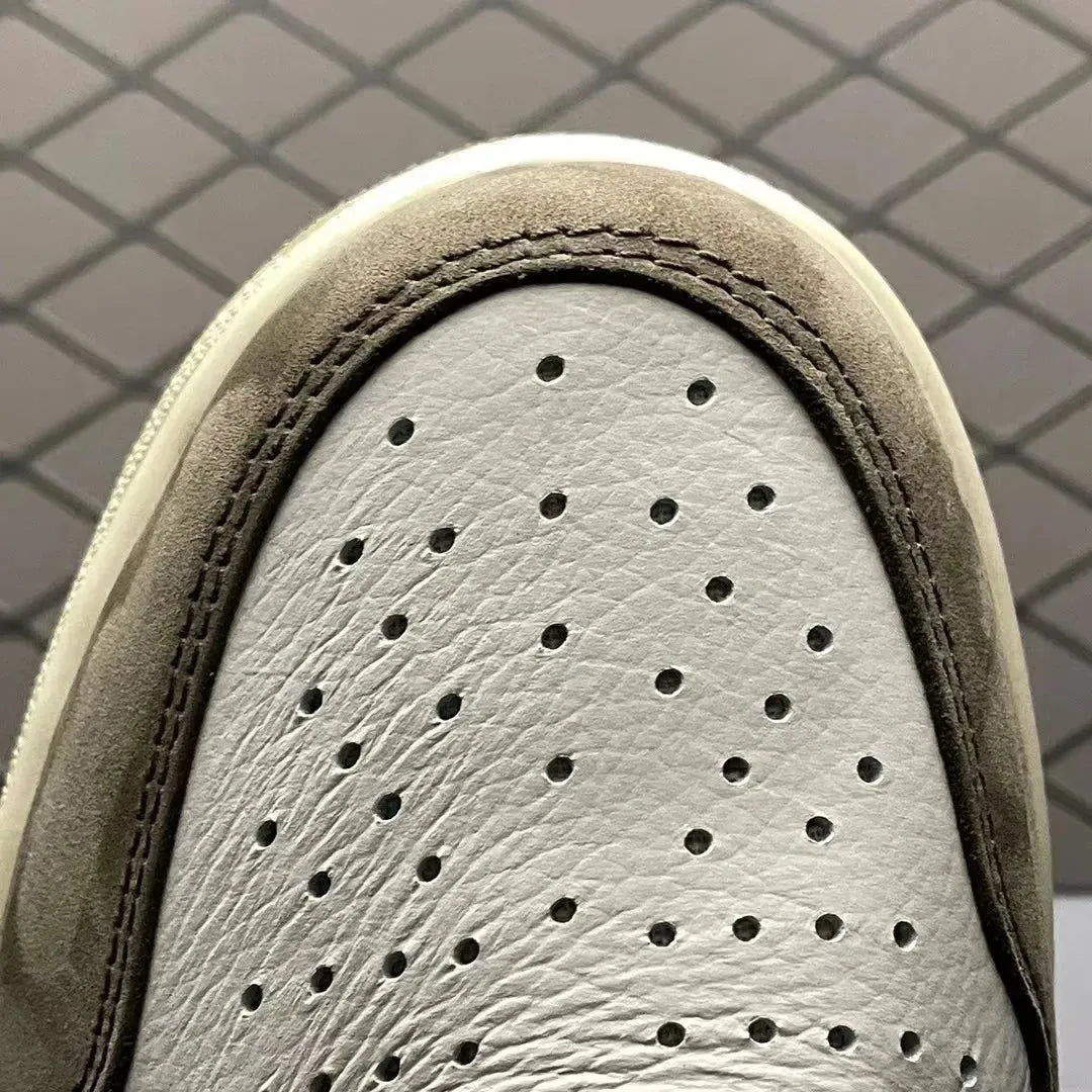 AJ 1 x Travis Scott Retro High OG 'Mocha'