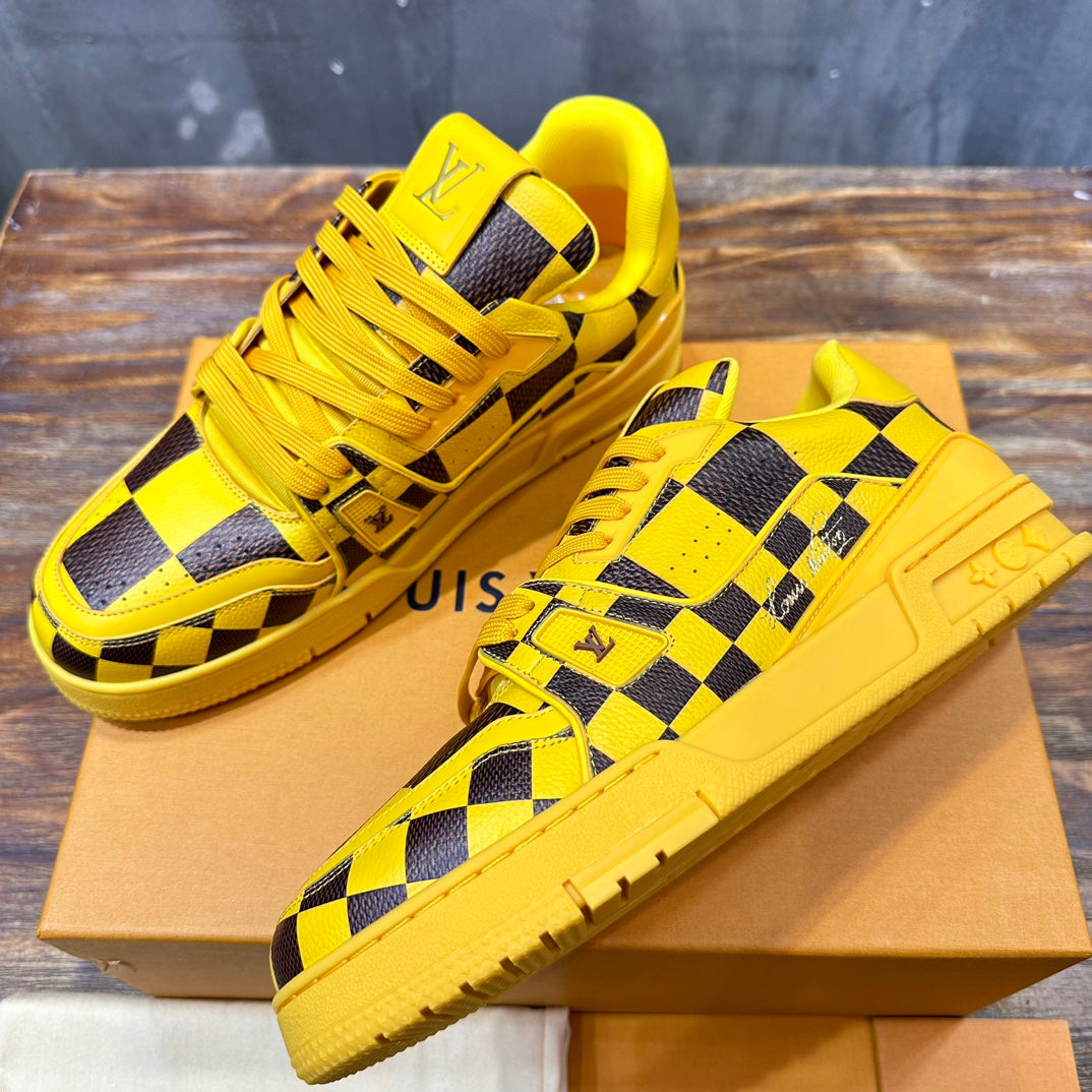 LV Trainer Sneaker Damier Pop