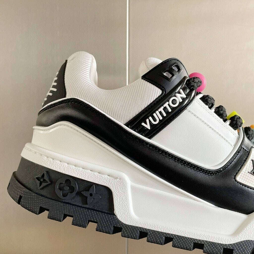 LV Trainer Maxi Black