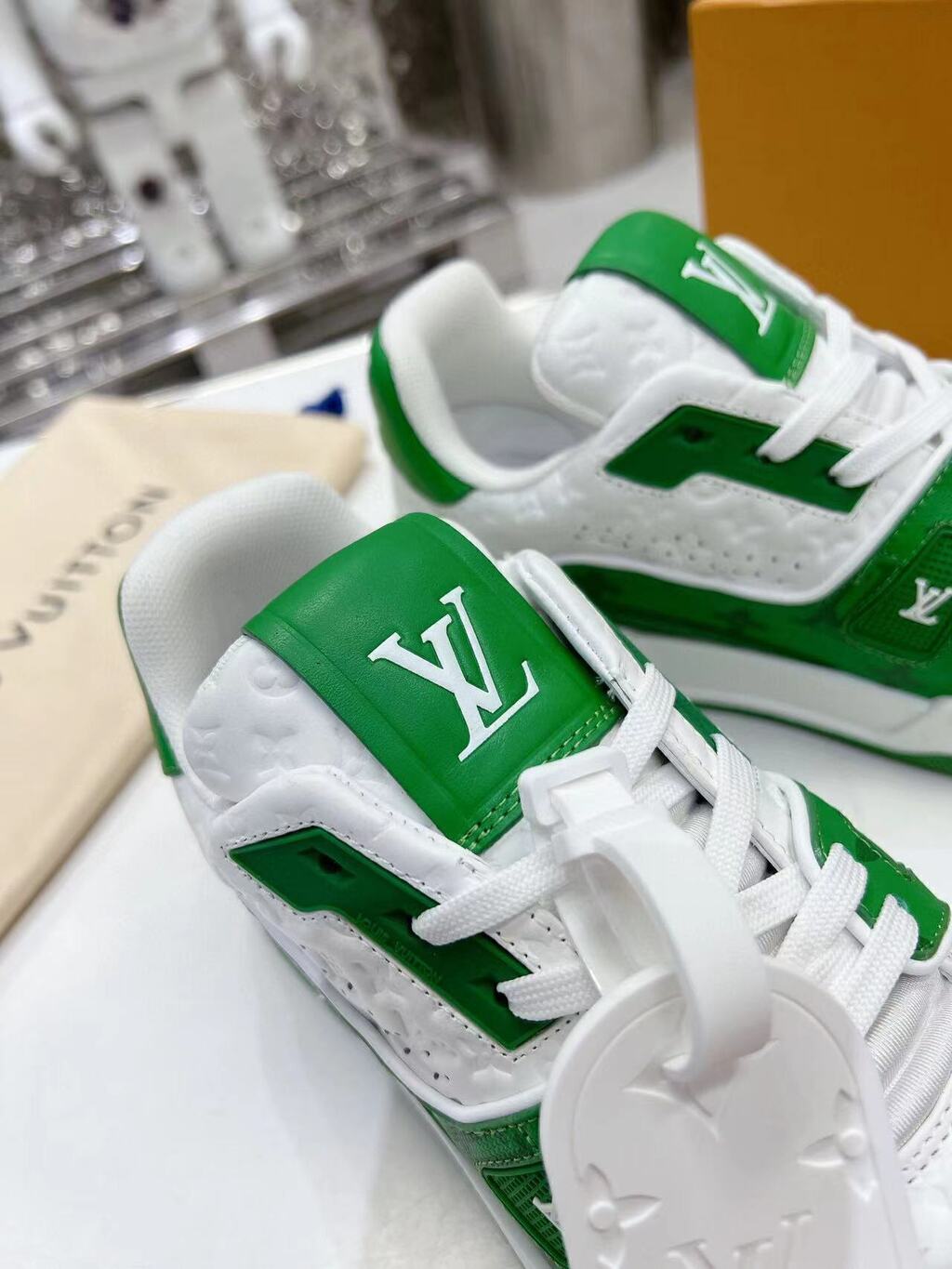 LV Trainer #54 Signature Green White