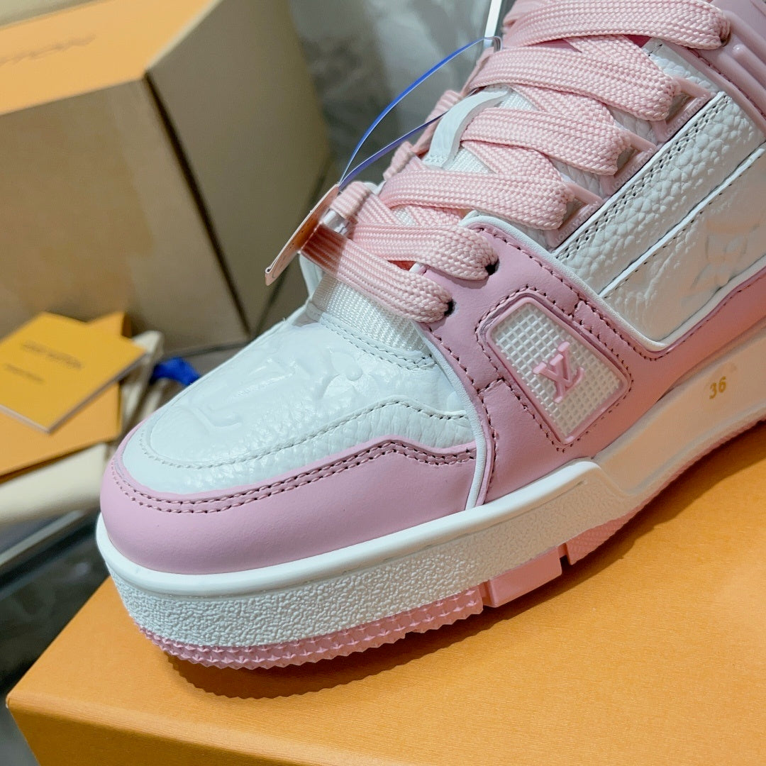 LV Trainer Pink