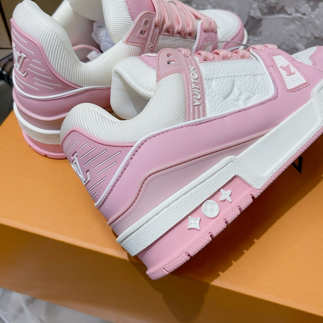 LV Trainer Pink