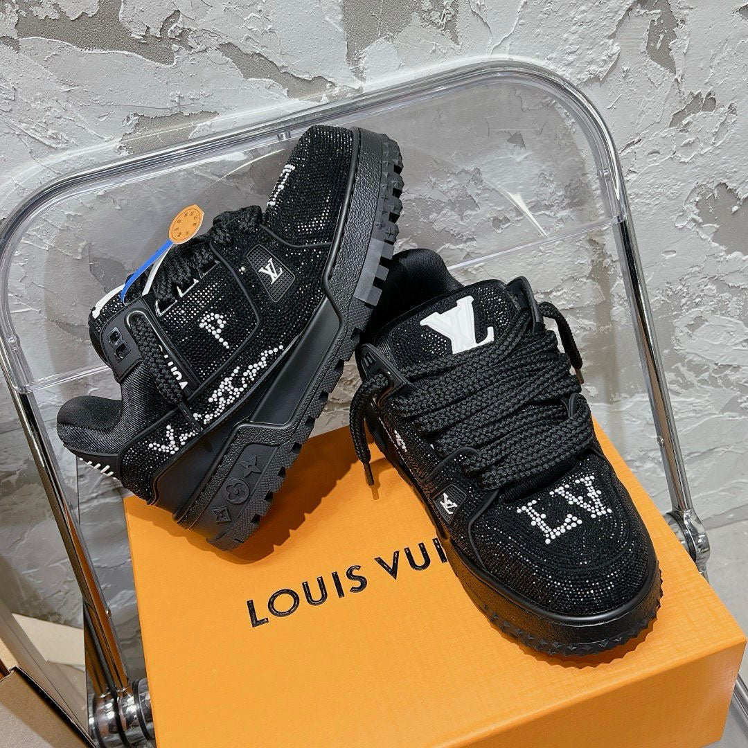 LV Trainer Maxi Black Crystals