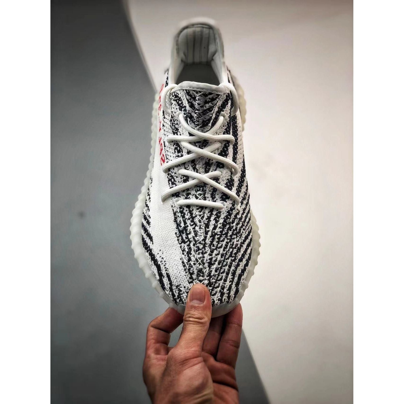 YZY Boost 350 V2 'Zebra'