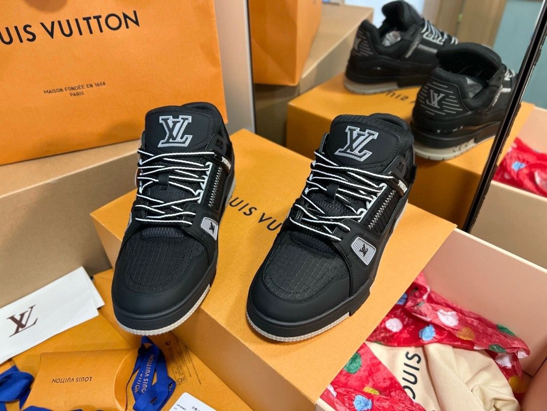 LV Trainer Ski Black