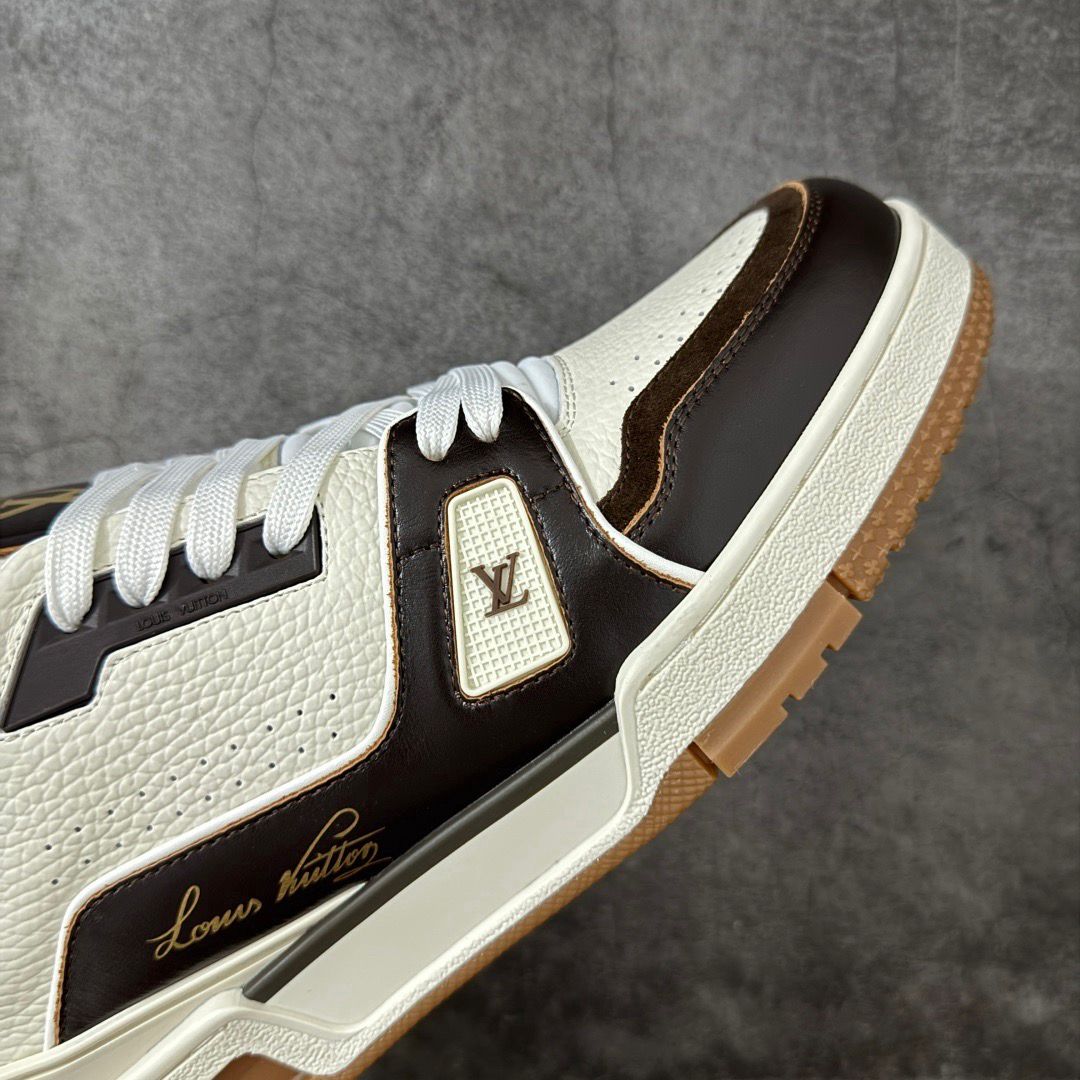 LV Trainer #54 White Black