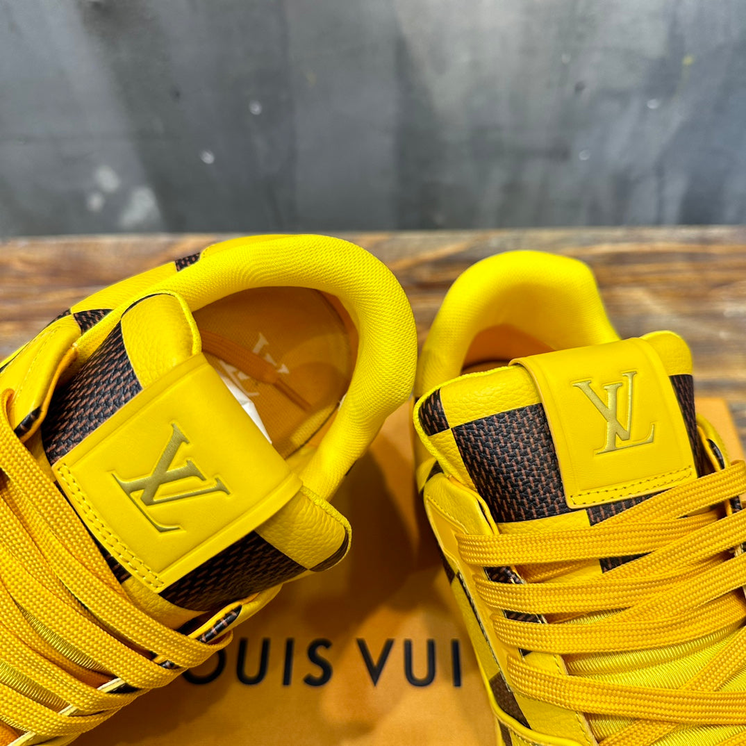 LV Trainer Sneaker Damier Pop