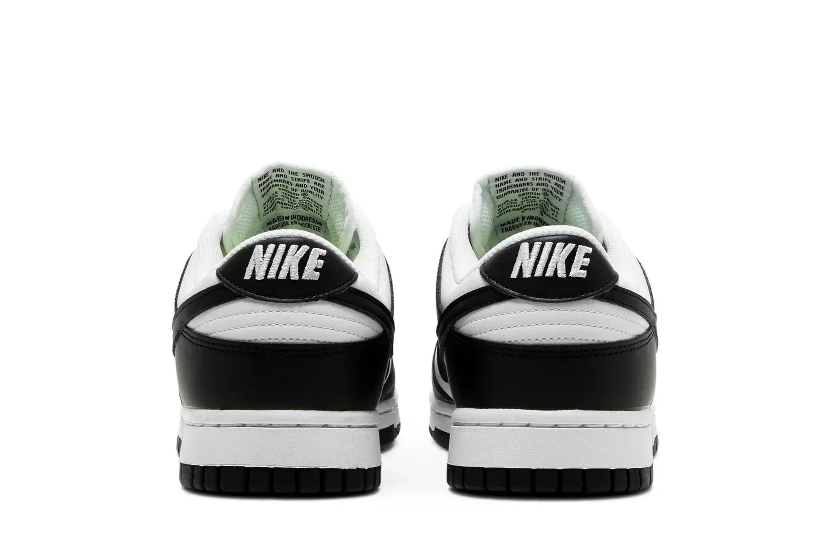 Dunk Low Next Nature Black White